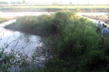 3 nữ sinh chết đuối thương tâm ở bờ sông