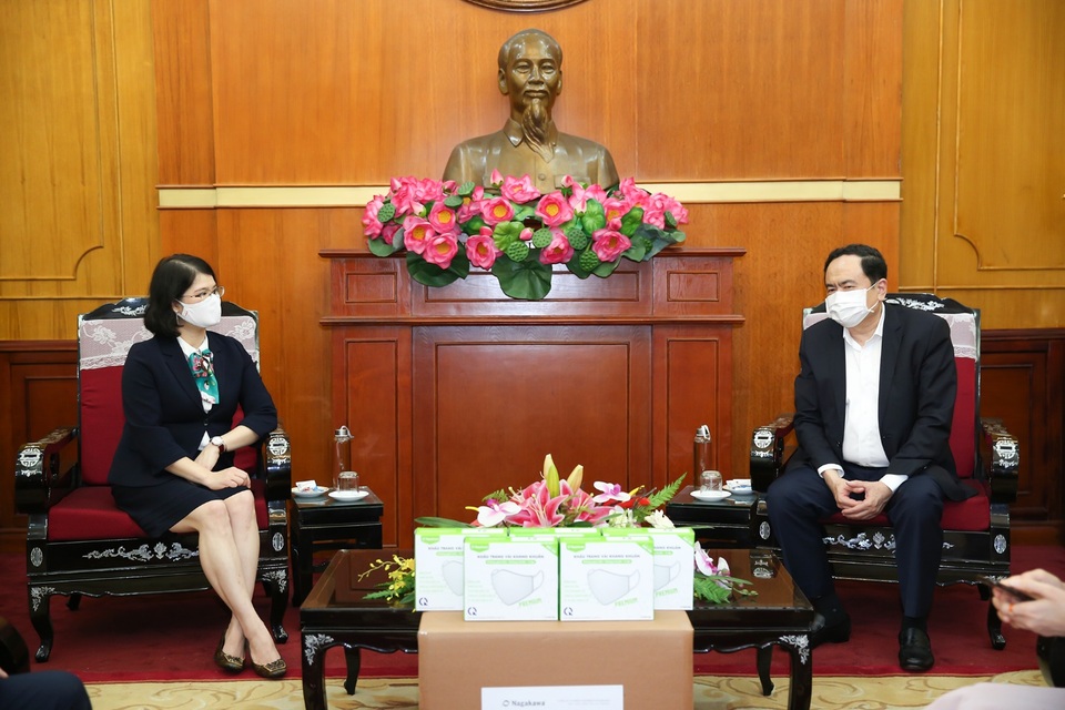 Tập đoàn Nagakawa ủng hộ 60.000 khẩu trang vải kháng khuẩn 3 lớp trị giá 1 tỷ đồng phòng, chống dịch Covid-19 - 1