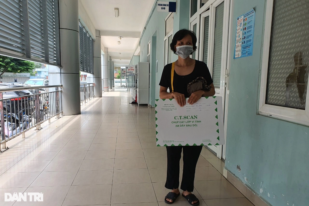 Tận cùng nỗi bất hạnh của người đàn bà góa mắc ung thư di căn - 6 Tận cùng nỗi bất hạnh của người đàn bà góa mắc ung thư di căn - 6