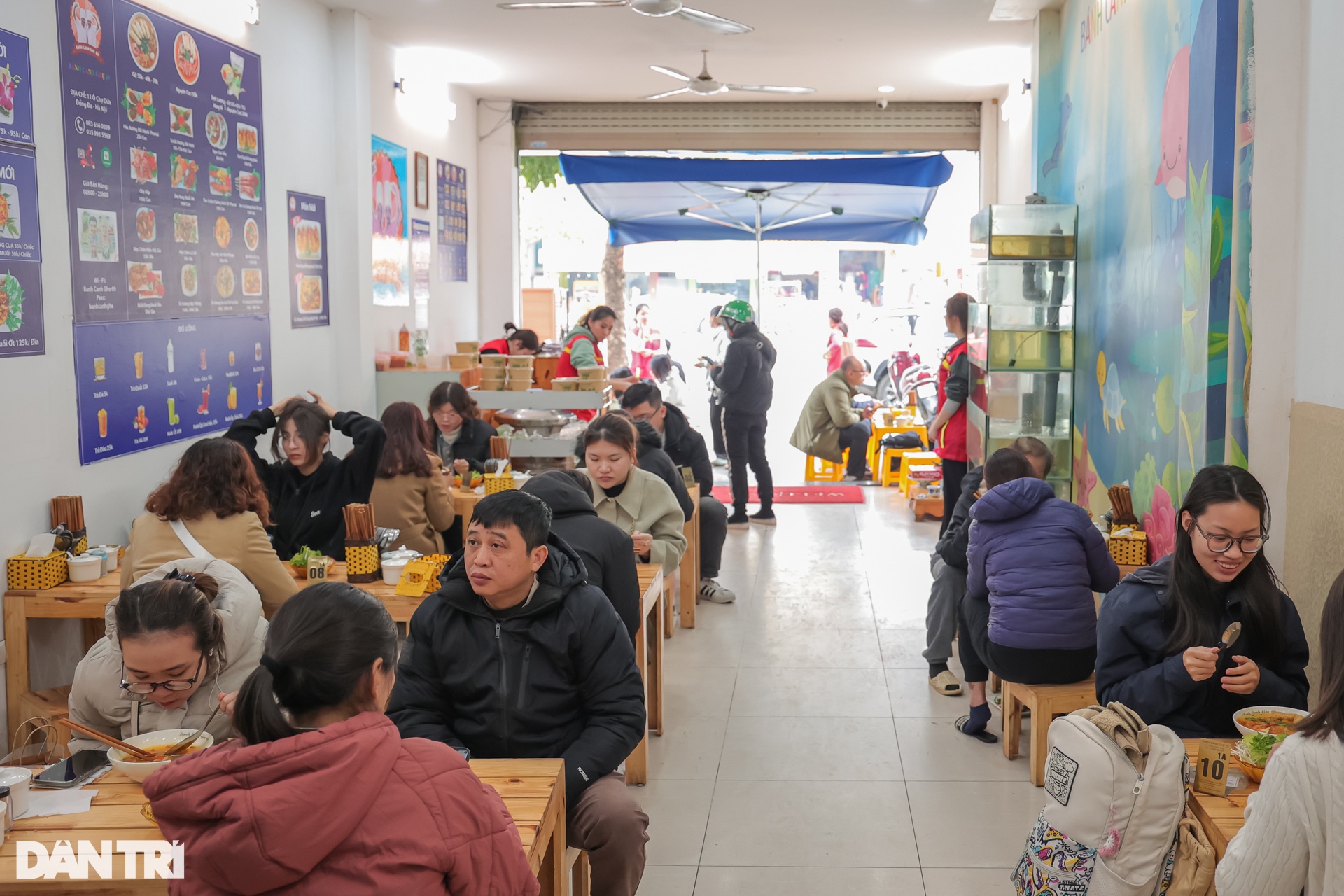 Vĩnh Xương - Anh Tuấn: Giang hồ trên phim, ngoài đời là chủ quán thân thiện - 5