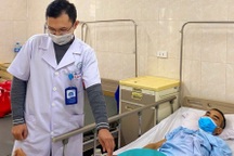 Lao động 55 tuổi bị đứt lìa cẳng chân do máy cắt cỏ