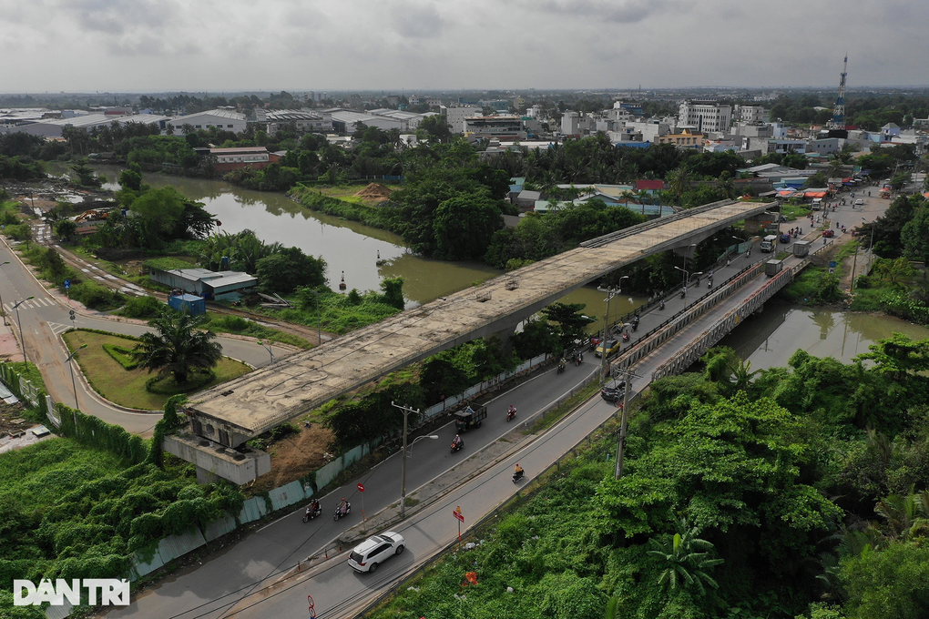 TPHCM: Loạt dự án chậm tiến độ tăng vốn đầu tư 6.600 tỷ - 2 TPHCM: Loạt dự án chậm tiến độ tăng vốn đầu tư 6.600 tỷ - 2