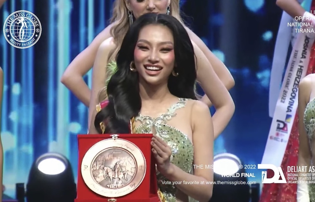Lâm Thu Hồng đăng quang ngôi vị Á hậu 4 tại Hoa hậu Hoàn Cầu 2022 - 4 Lâm Thu Hồng đăng quang ngôi vị Á hậu 4 tại Hoa hậu Hoàn Cầu 2022 - 4