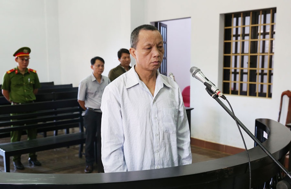 Báo động tình trạng xâm hại tình dục trẻ em tại vùng núi - 1 Báo động tình trạng xâm hại tình dục trẻ em tại vùng núi - 1