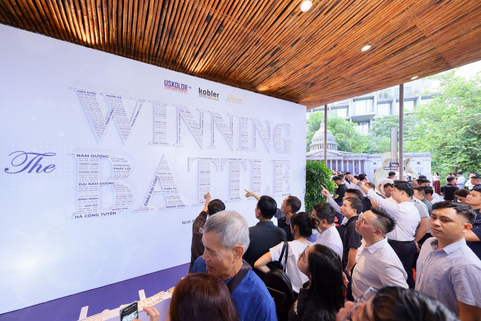 Dấu ấn đêm nhạc Winning The Battle của hãng sơn USkolor AI - 5 Dấu ấn đêm nhạc Winning The Battle của hãng sơn USkolor AI - 5