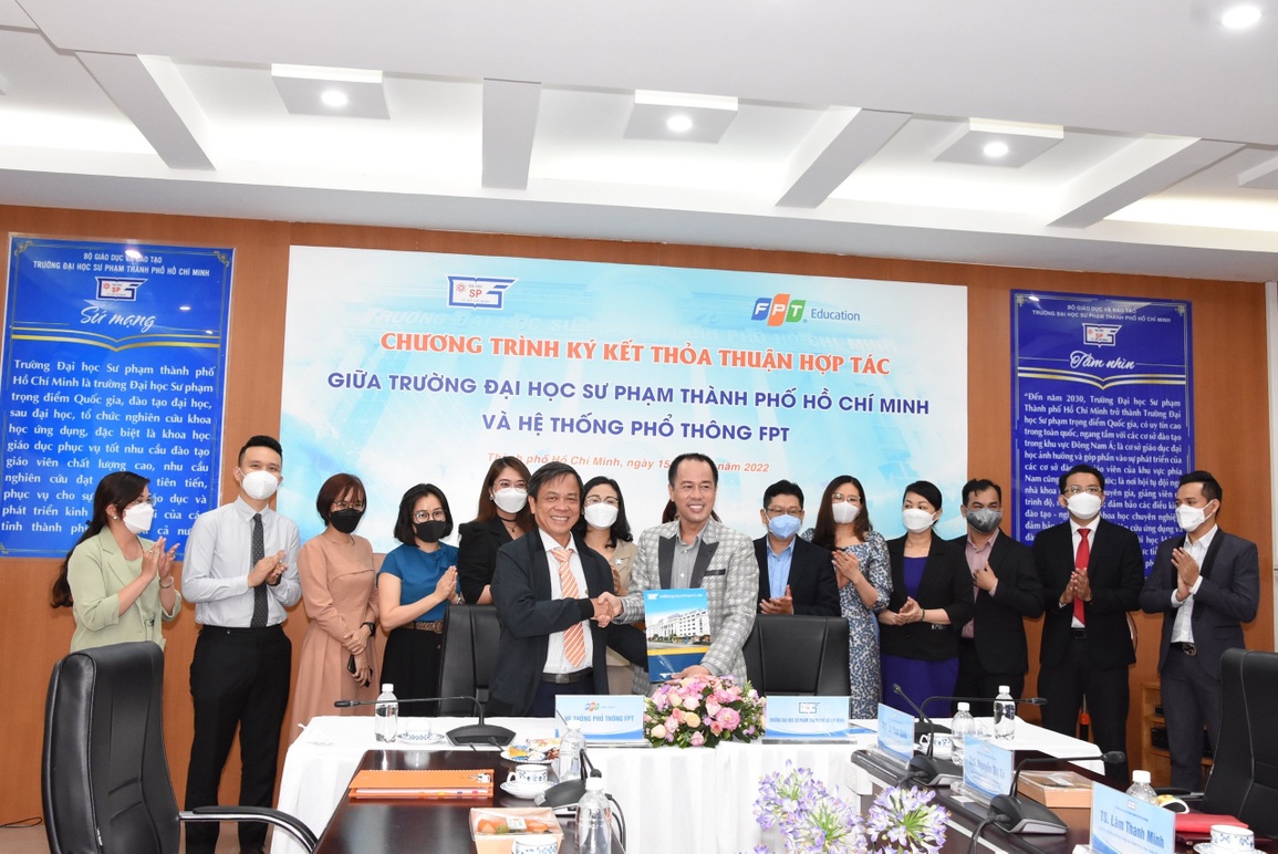 Trường Đại học Sư Phạm TPHCM ký kết hợp tác cùng Hệ thống Phổ thông FPT - 3 Trường Đại học Sư Phạm TPHCM ký kết hợp tác cùng Hệ thống Phổ thông FPT - 3