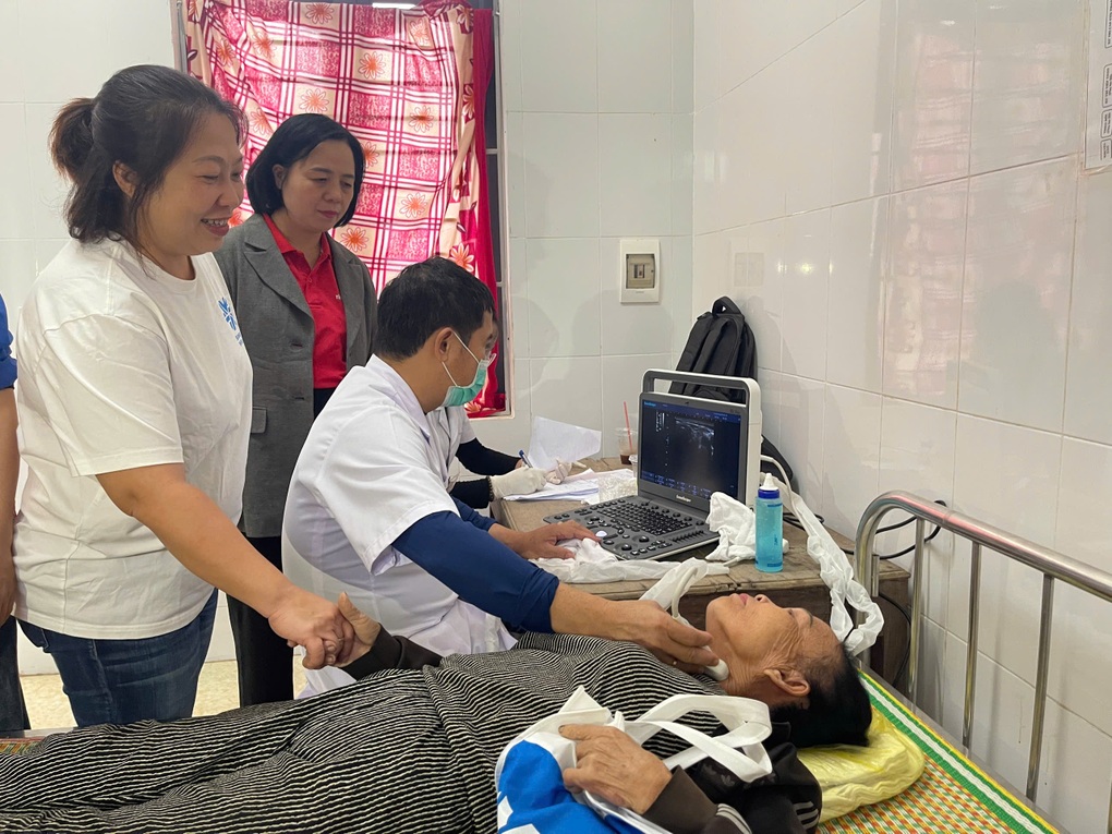 Siberian Wellness đồng hành cùng chương trình khám sức khỏe miễn phí tại Hà Tĩnh - 2 Siberian Wellness đồng hành cùng chương trình khám sức khỏe miễn phí tại Hà Tĩnh - 2