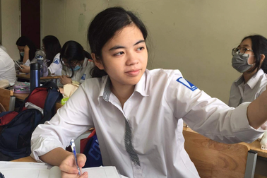 Nữ sinh giành 5 huy chương cờ vua thế giới, thi đỗ 4 trường chuyên