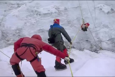 Everest - Vùng đất chết chóc