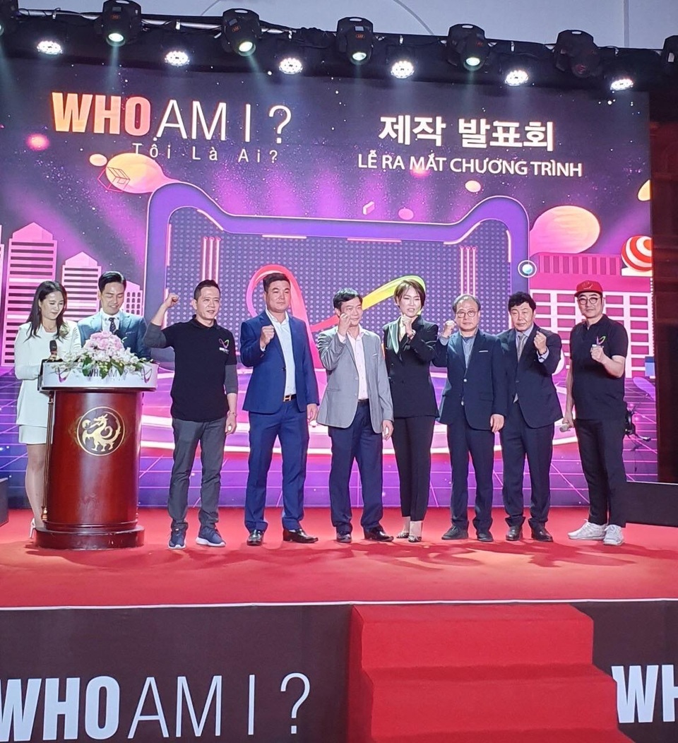 Tôi là ai? - Sân chơi tìm kiếm người có tầm ảnh hưởng tại Việt Nam - 1 Tôi là ai? - Sân chơi tìm kiếm người có tầm ảnh hưởng tại Việt Nam - 1