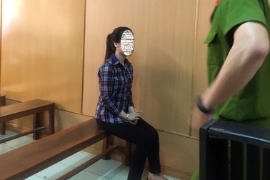 Bị khống chế đòi “yêu”, thiếu nữ đâm chết bạn trai mới quen qua mạng