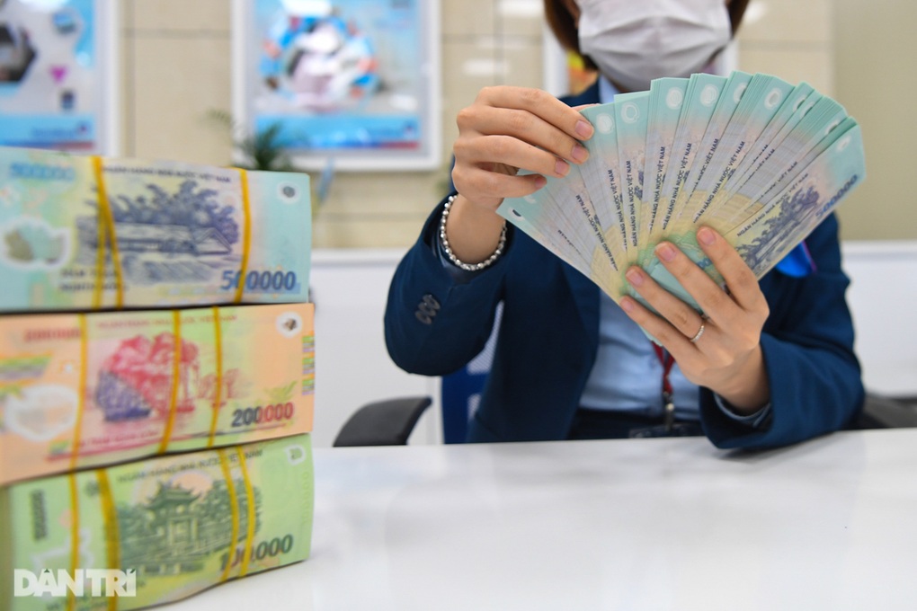 Kinh tế hồi phục nhanh, tăng trưởng tín dụng hơn 8% sau 5 tháng - 1 Kinh tế hồi phục nhanh, tăng trưởng tín dụng hơn 8% sau 5 tháng - 1