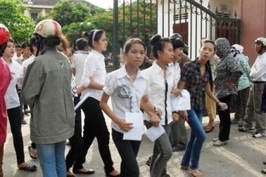 11 thí sinh bị đình chỉ thi do quay cóp