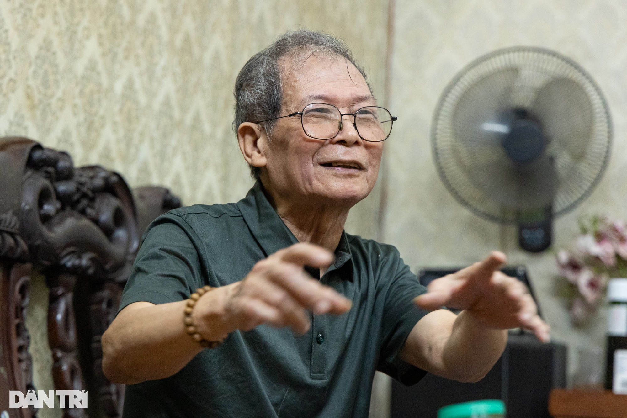 BTV trực phát thanh trưa 30/4/1975: Cầm bản tin suýt ngã, ngỡ mình đang mơ