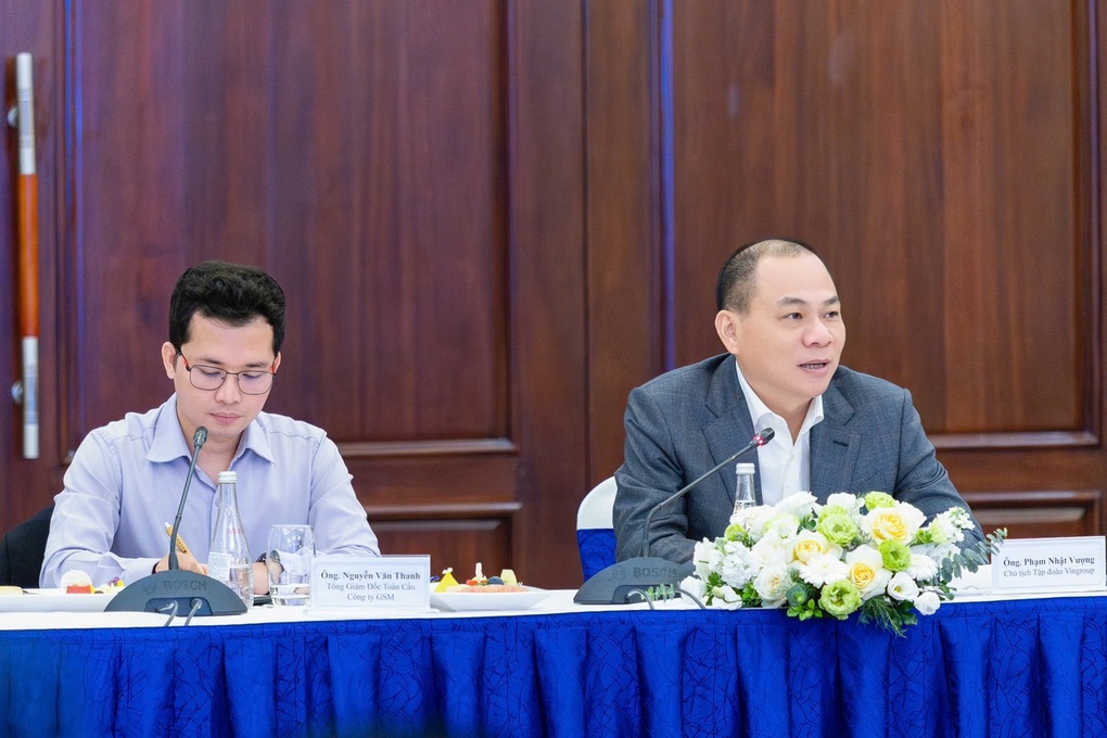 Bà Phương Hằng chơi lớn; Novaland bị Trương Mỹ Lan đòi 2.500 tỷ đồng - 1 Bà Phương Hằng chơi lớn; Novaland bị Trương Mỹ Lan đòi 2.500 tỷ đồng - 1