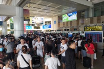 Sân bay đồng loạt thí điểm làm thủ tục bằng VNeID