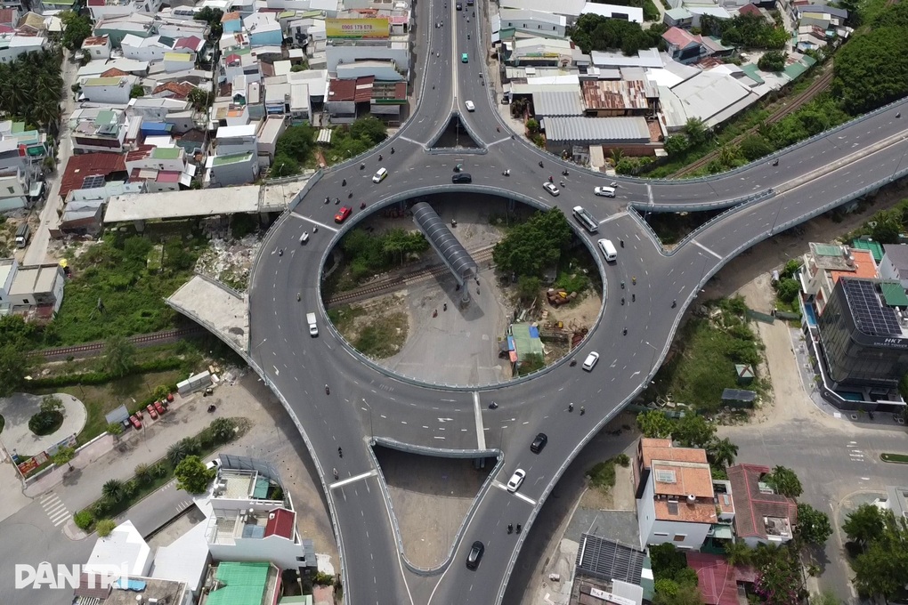 Động thái mới của Tập đoàn Phúc Sơn tại công trình nghìn tỷ ở Nha Trang - 1 Động thái mới của Tập đoàn Phúc Sơn tại công trình nghìn tỷ ở Nha Trang - 1