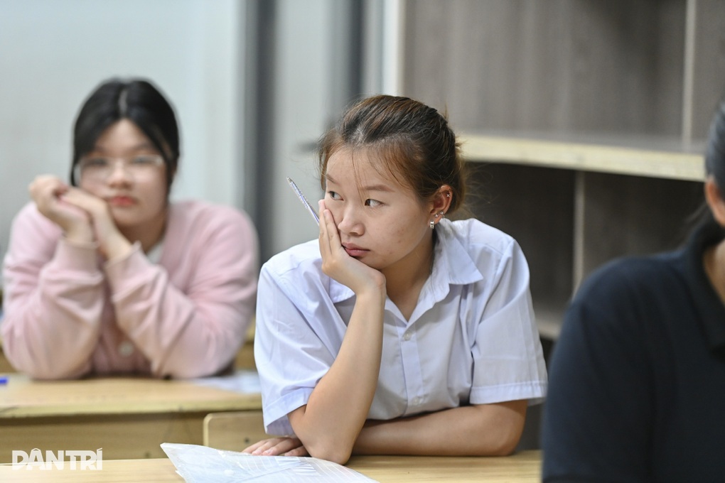 Những chuyện khó tin đang xảy ra tại kỳ tuyển sinh đại học 2025 - 3 Những chuyện khó tin đang xảy ra tại kỳ tuyển sinh đại học 2025 - 3
