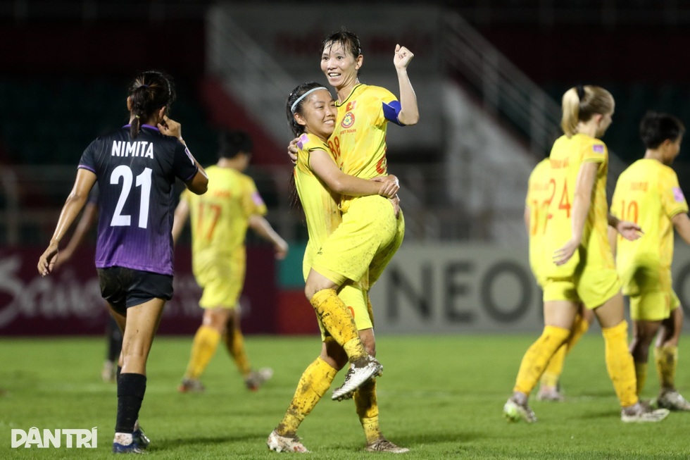 Người hùng futsal nữ Việt Nam: Chiến thắng Thái Lan luôn rất ngọt ngào - 7 Người hùng futsal nữ Việt Nam: Chiến thắng Thái Lan luôn rất ngọt ngào - 7
