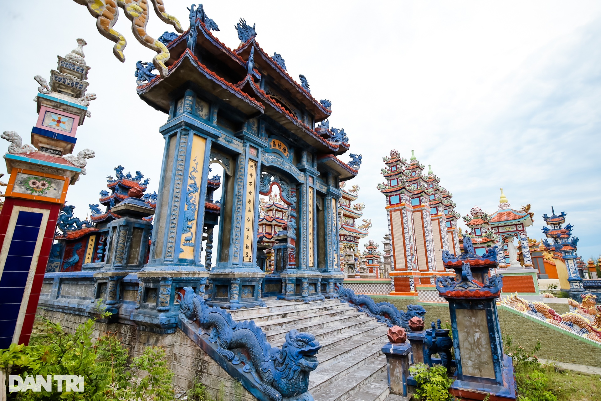 Khám phá thành phố lăng mộ nổi tiếng bậc nhất xứ Huế - 10 Khám phá thành phố lăng mộ nổi tiếng bậc nhất xứ Huế - 10
