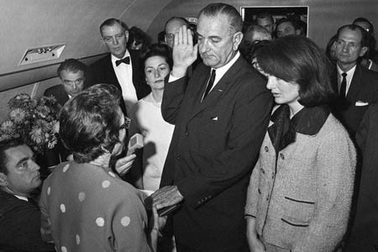 Giờ phút sau khi Tổng thống Kennedy bị ám sát