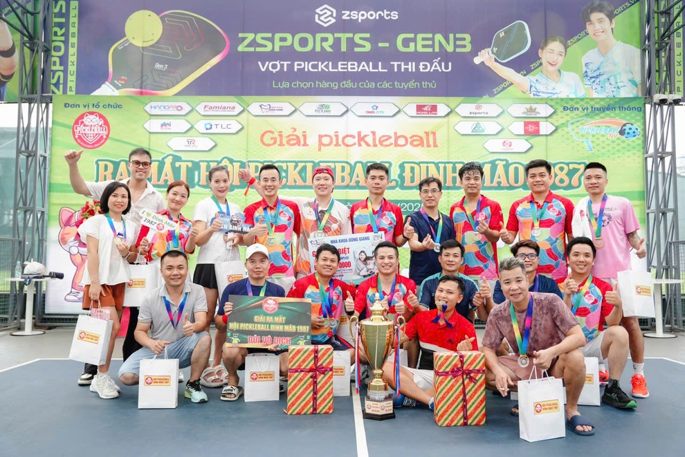 Sôi động giải đấu ra mắt CLB Pickleball Đinh Mão 1987 - 3 Sôi động giải đấu ra mắt CLB Pickleball Đinh Mão 1987 - 3