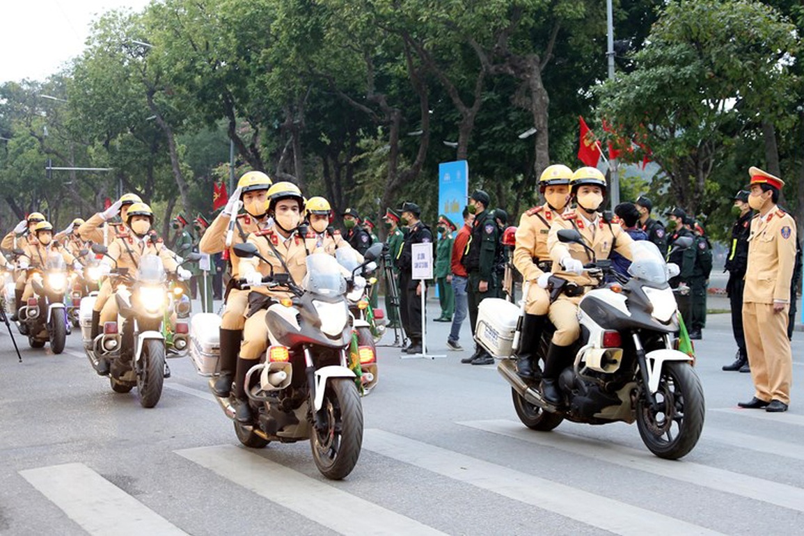 Hà Nội ra quân cao điểm đảm bảo an toàn giao thông Tết Nguyên đán - 1 Hà Nội ra quân cao điểm đảm bảo an toàn giao thông Tết Nguyên đán - 1
