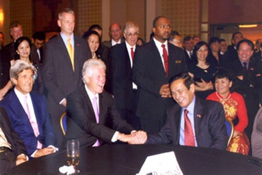 Quan hệ Việt- Mỹ tiến nhanh, Việt Nam có lợi ích gì?