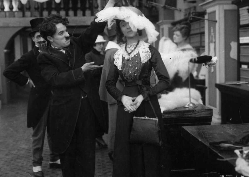 Góc tối dữ dội của Vua hề Sác Lô Charlie Chaplin - 7 Góc tối dữ dội của Vua hề Sác Lô Charlie Chaplin - 7