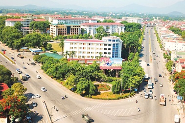 Hà Nội: Đình chỉ sinh hoạt cấp ủy Trưởng phòng TN-MT thị xã Sơn Tây