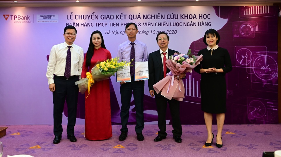 TPBank và Viện chiến lược ngân hàng hợp tác nghiên cứu khoa học - 1 TPBank và Viện chiến lược ngân hàng hợp tác nghiên cứu khoa học - 1