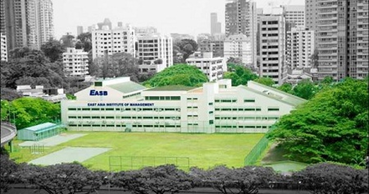 Trường EASB: Học bổng 70% học phí đại học | Báo Dân trí