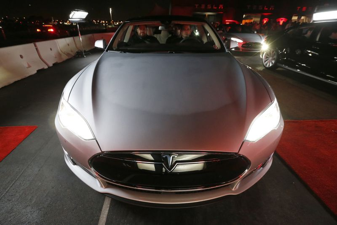Tesla liên tục bị chính quyền Mỹ sờ gáy vì gây ra hàng loạt lỗi? - 2 Tesla liên tục bị chính quyền Mỹ sờ gáy vì gây ra hàng loạt lỗi? - 2