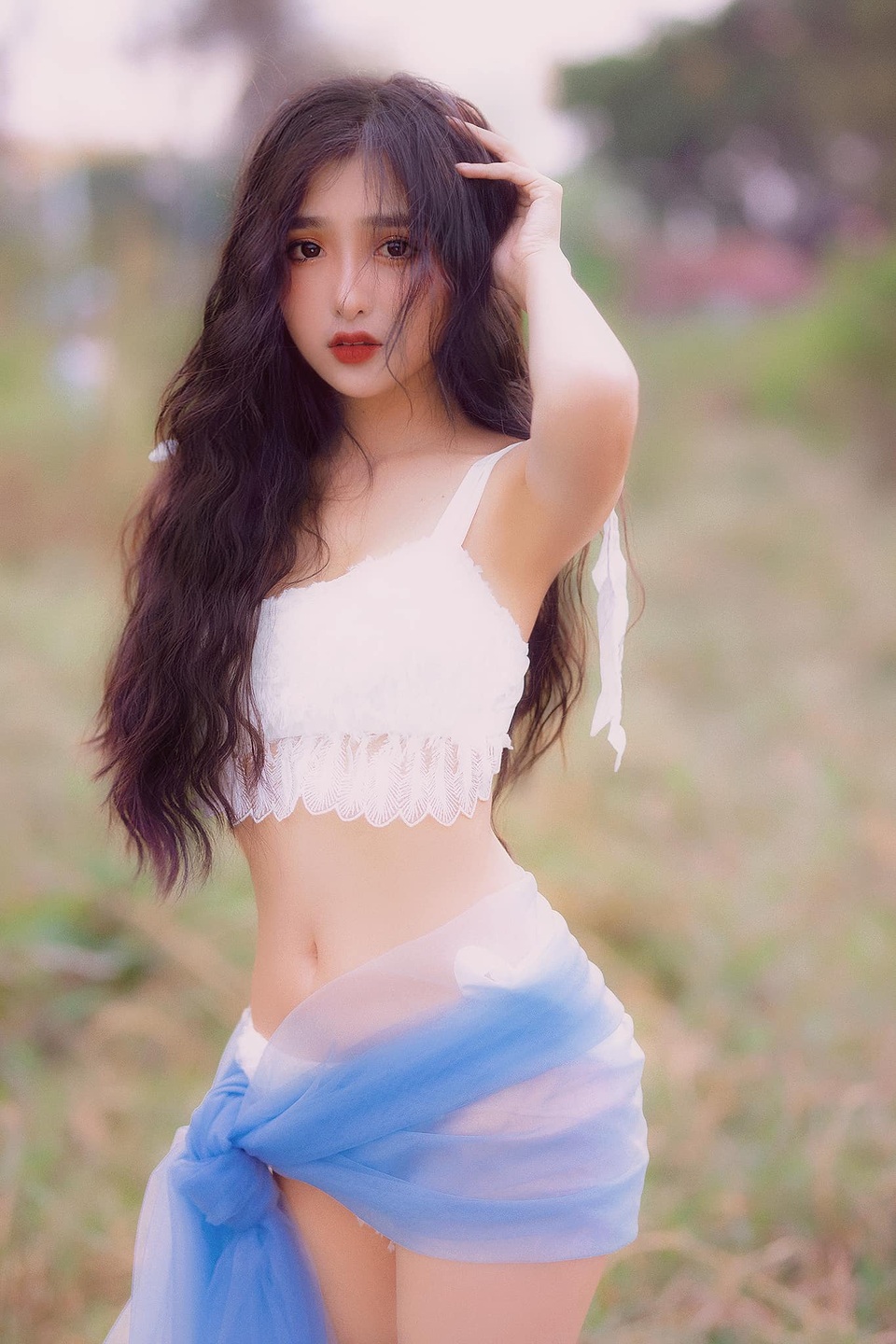 9x Đắk Nông gợi cảm: Không phải cứ ăn mặc sexy là hư hỏng - 4 9x Đắk Nông gợi cảm: Không phải cứ ăn mặc sexy là hư hỏng - 4