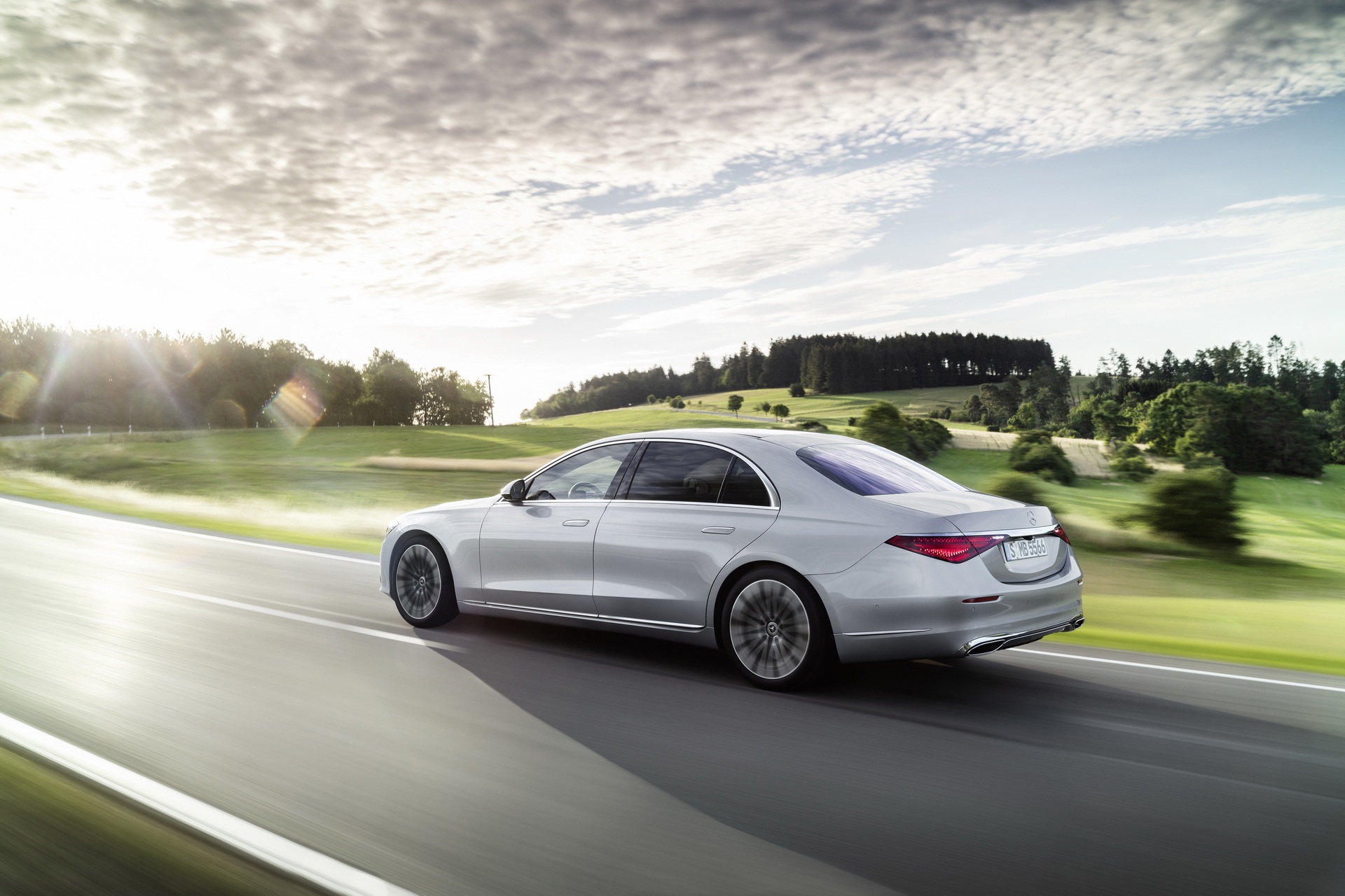 Mercedes-Benz S-Class 2021 - Sức hấp dẫn đến từ bên trong - 19 Mercedes-Benz S-Class 2021 - Sức hấp dẫn đến từ bên trong - 19