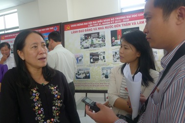 Vận động phụ huynh trả lương cho giáo viên mầm non