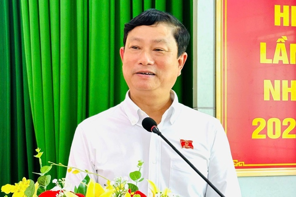 Lãnh đạo Thành ủy TPHCM mới gồm Bí thư Nguyễn Văn Nên và 5 phó bí thư - 5 Lãnh đạo Thành ủy TPHCM mới gồm Bí thư Nguyễn Văn Nên và 5 phó bí thư - 5