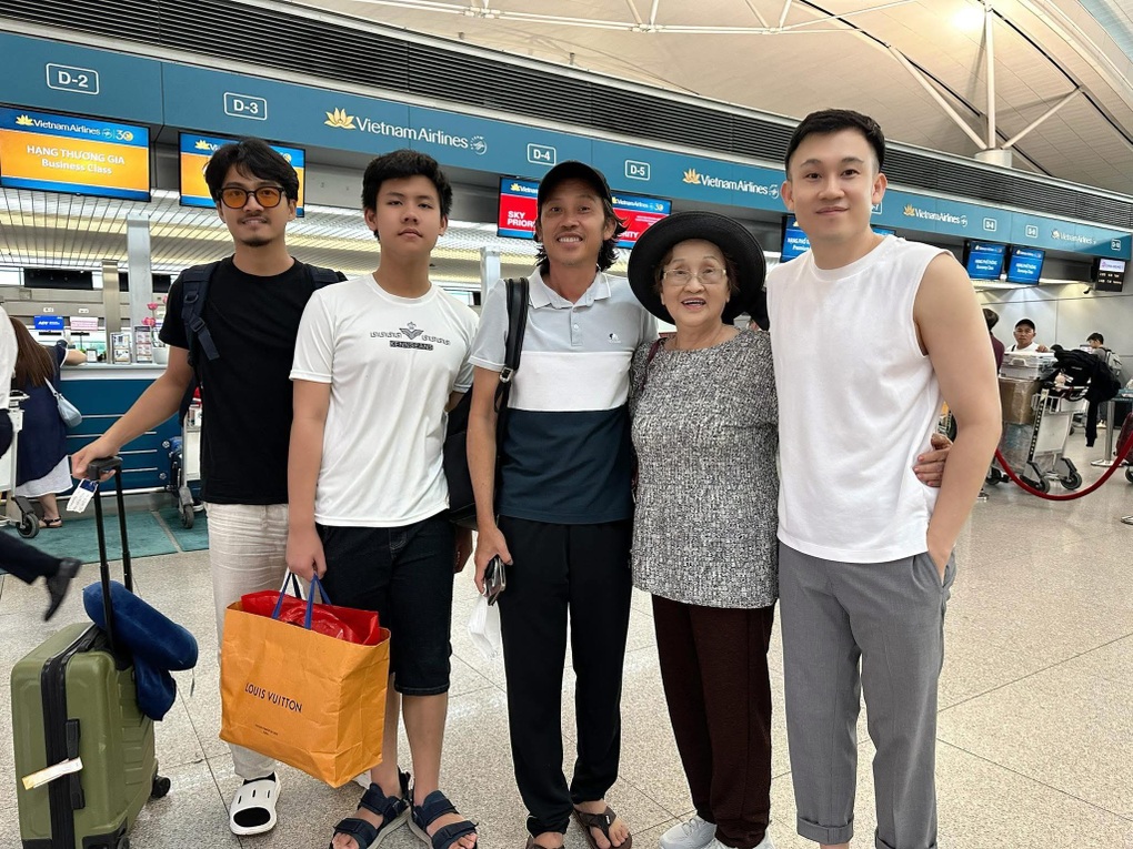 NSƯT Hoài Linh bị đồn lâm bệnh nặng, em trai nói gì? - 1 NSƯT Hoài Linh bị đồn lâm bệnh nặng, em trai nói gì? - 1
