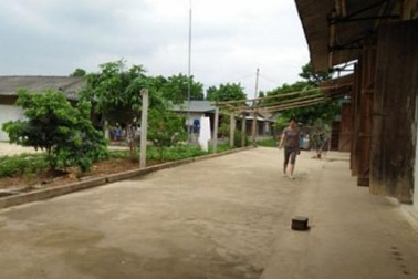 Trại nuôi lợn cho Tập đoàn C.P "giết chết" sông Bưởi