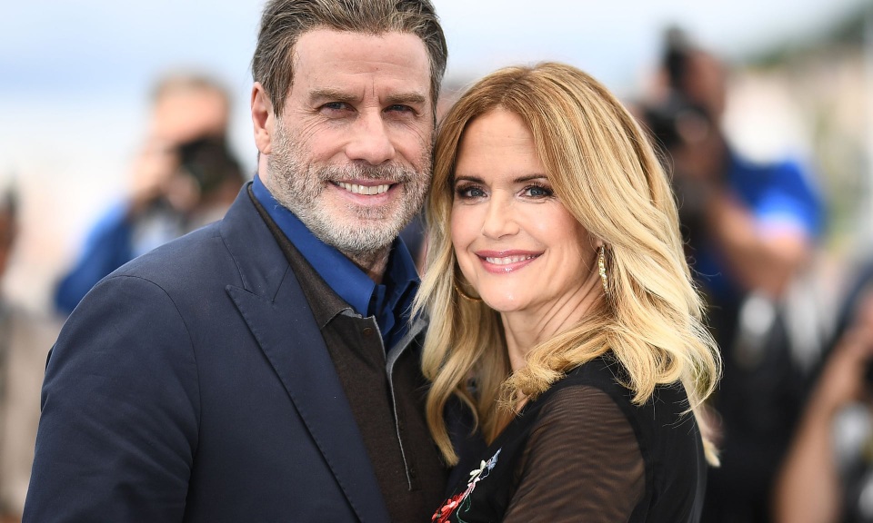 Vợ của tài tử John Travolta qua đời ở tuổi 57 vì ung thư vú - 1 Vợ của tài tử John Travolta qua đời ở tuổi 57 vì ung thư vú - 1