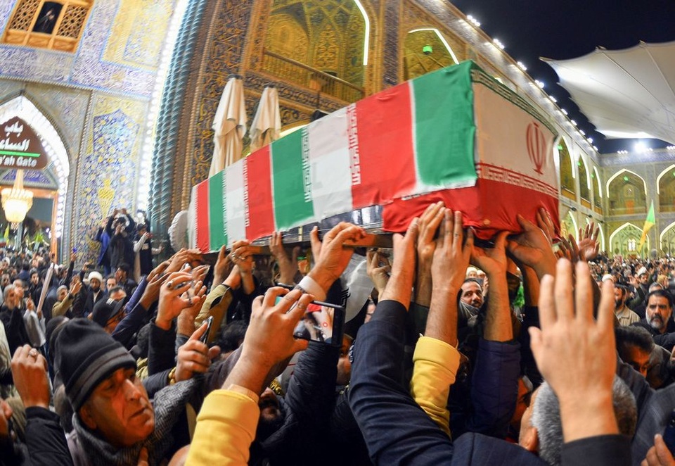 Thi thể tư lệnh Iran bị ám sát về nước - 5 Thi thể tư lệnh Iran bị ám sát về nước - 5