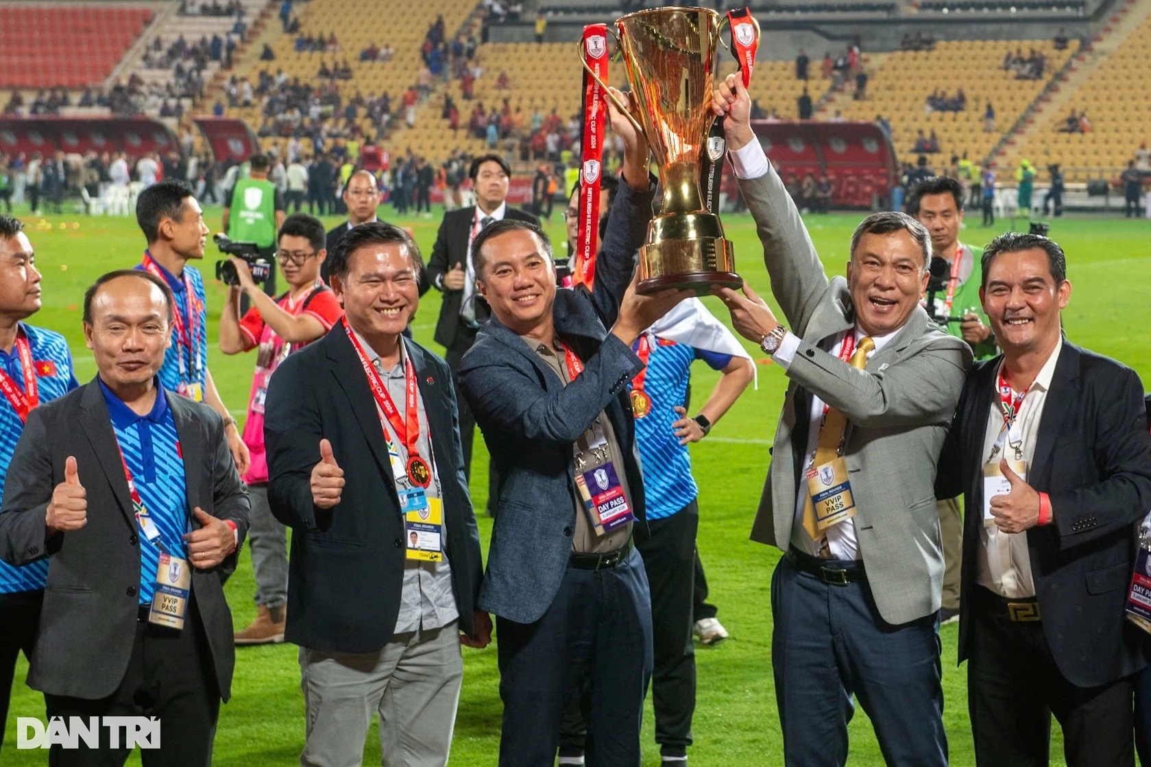 Ai có thể thay ông Trần Anh Tú ở các vị trí chủ chốt của VFF và VPF? - 4 Ai có thể thay ông Trần Anh Tú ở các vị trí chủ chốt của VFF và VPF? - 4