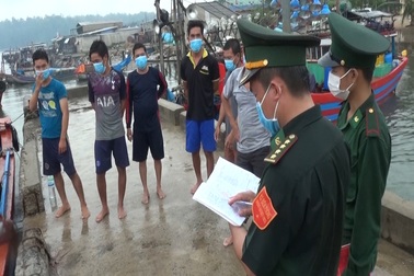 Ngăn chặn người dân trốn cách ly bằng đường biển