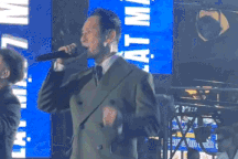 Lý Hải quay về thời hoàng kim ca sĩ, biểu diễn tại phố đi bộ Nguyễn Huệ