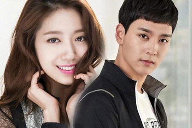 "Bà bầu" xinh đẹp Park Shin Hye lộ diện, hé lộ ngày tổ chức hôn lễ