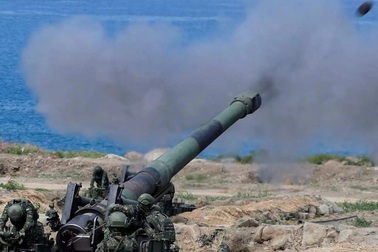 Đài Loan lo hệ thống phòng thủ bị tê liệt