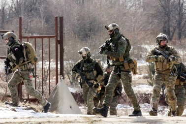 Nhân vật bí ẩn tự bỏ 130 triệu USD giúp trả lương cho quân nhân Mỹ