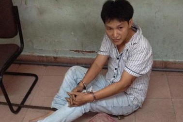 CSGT trung tâm Sài Gòn lại bắt đối tượng cướp tài sản du khách   