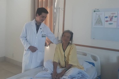 Suy kiệt vì khối u to bằng quả chanh trong ruột