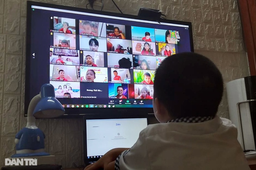 Để trẻ lớp 1 học hiệu quả, cô giáo phải luôn nổi trên màn hình - 3 Để trẻ lớp 1 học hiệu quả, cô giáo phải luôn nổi trên màn hình - 3